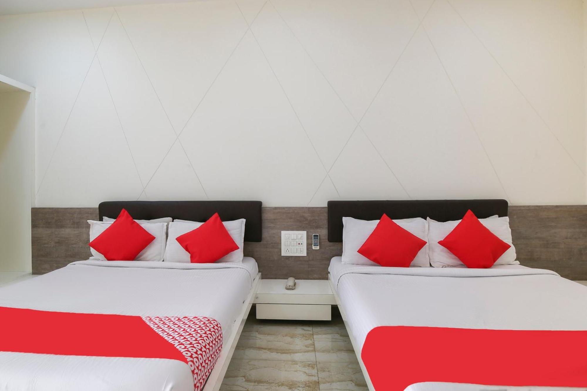 Hotel O Shiv Vatika Banquet & Rooms Bhatha Экстерьер фото
