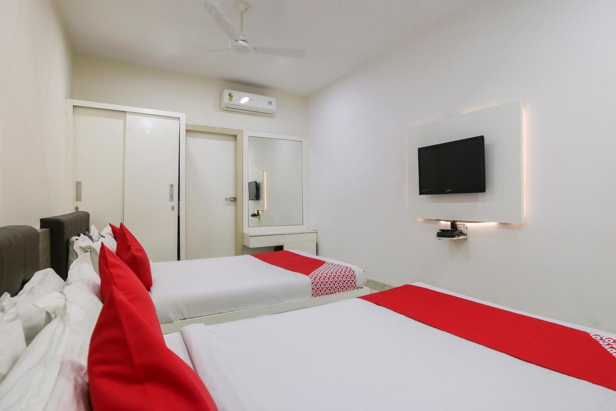 Hotel O Shiv Vatika Banquet & Rooms Bhatha Экстерьер фото
