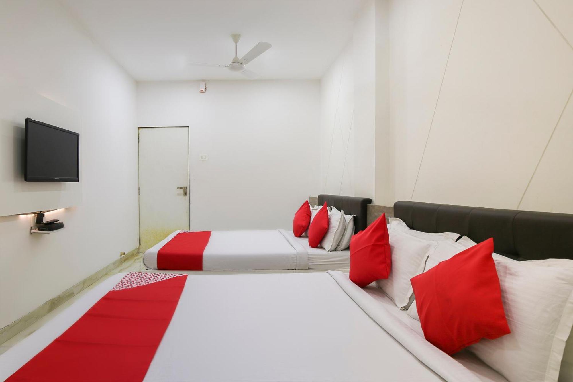 Hotel O Shiv Vatika Banquet & Rooms Bhatha Экстерьер фото